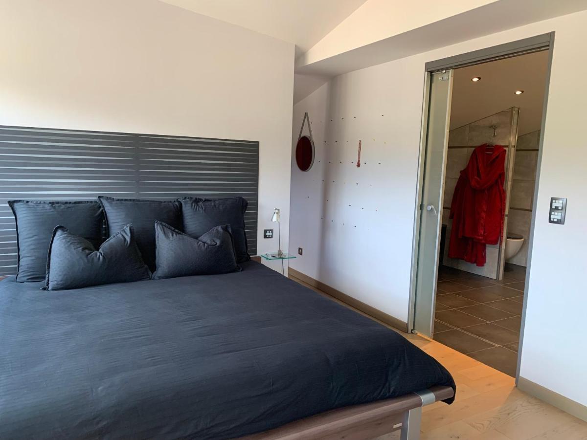 Domaine De La Rue De La Tour Bed & Breakfast Valsonne Luaran gambar